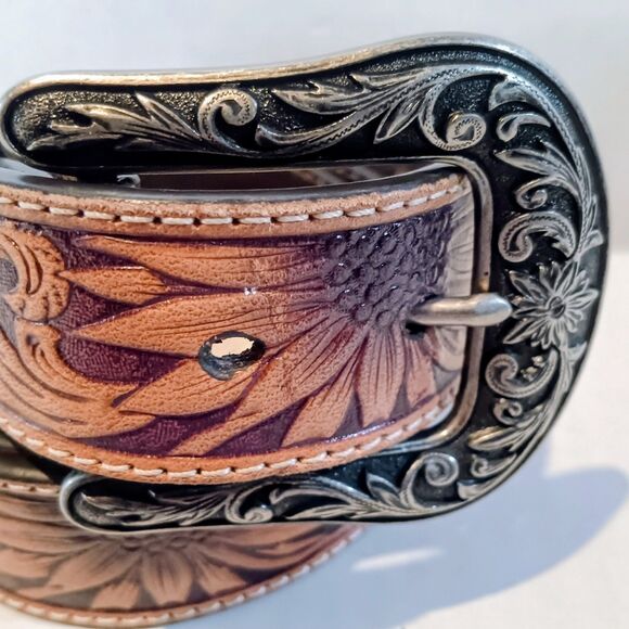 Nocona Belt Co Leather Sunflower Belt-Medium-Embossed-Interchangable Buckle-Tan - Picture 6 of 9
